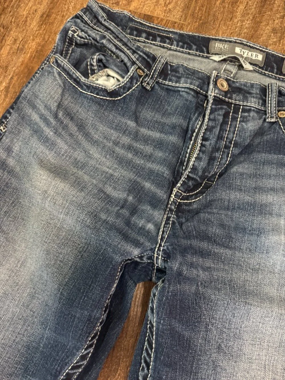 BKE Tyler Straight Leg Dark Wash Denim Jeans Thick Stitch Size 34L
